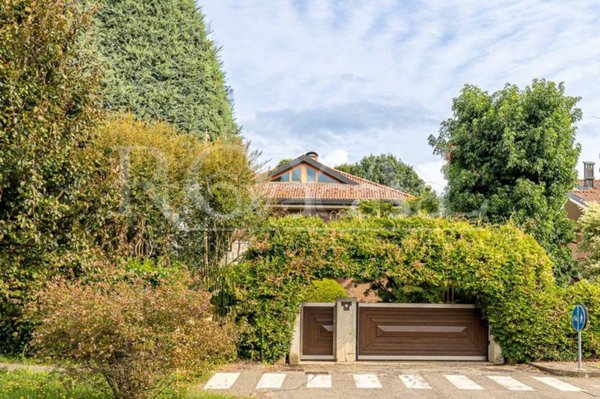 casa indipendente in vendita a Vimercate in zona Oreno