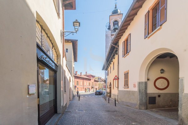 ufficio in vendita a Vimercate in zona Oreno