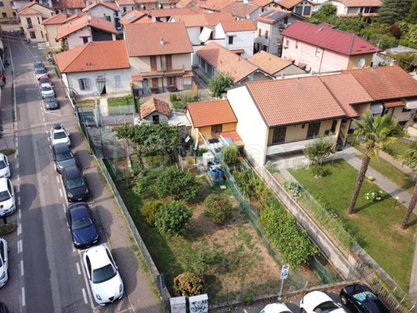 casa indipendente in vendita a Vimercate in zona Ruginello / Oldaniga