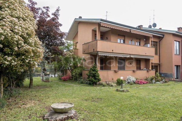 appartamento in vendita a Vimercate