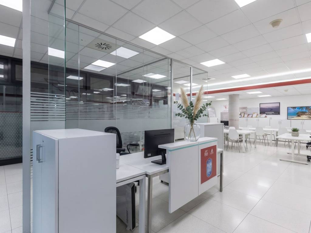 negozio in vendita a Vimercate