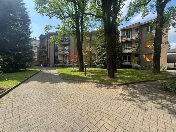 appartamento in vendita a Vimercate