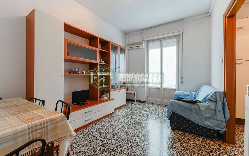 appartamento in vendita a Vimercate in zona Oreno