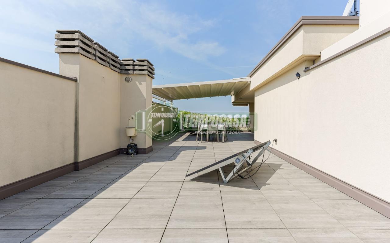 appartamento in vendita a Vimercate