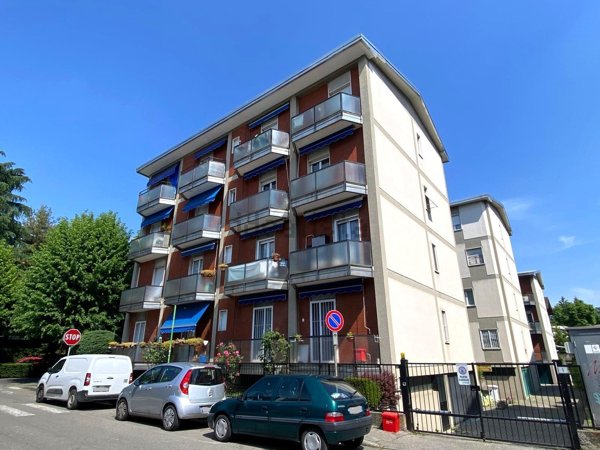 appartamento in vendita a Vimercate in zona Centro Storico