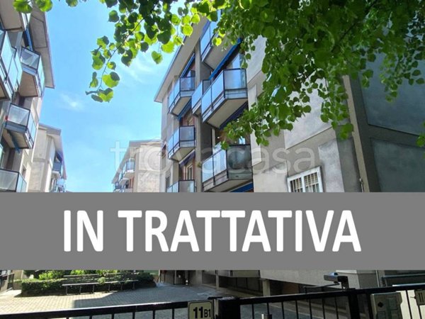 appartamento in vendita a Vimercate in zona Centro Storico