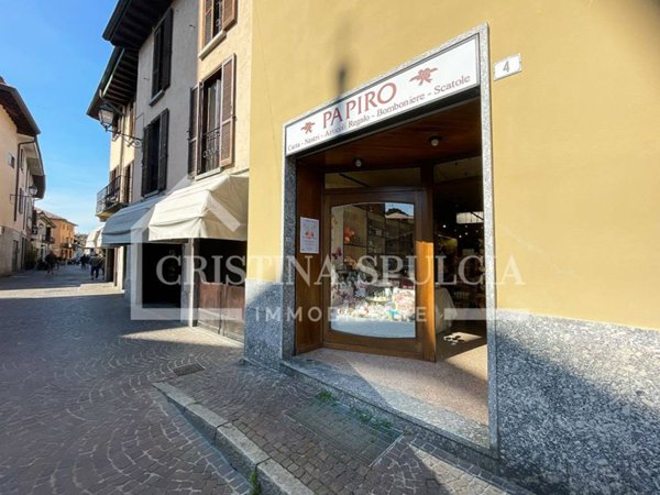 negozio in vendita a Vimercate