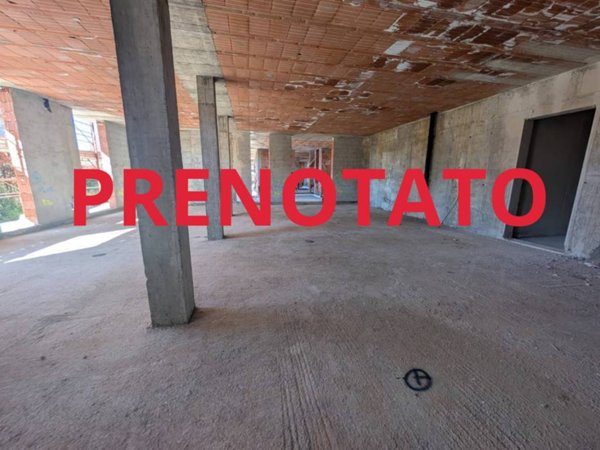 appartamento in vendita a Vimercate in zona Oreno