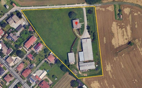 capannone in vendita a Vimercate