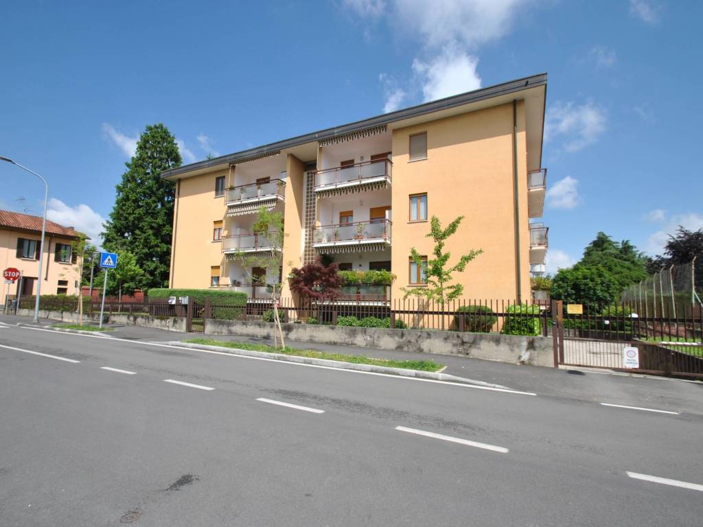 appartamento in vendita a Vimercate