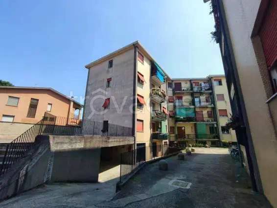 appartamento in vendita a Vimercate