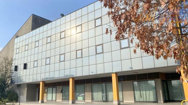 ufficio in vendita a Vimercate in zona Centro Storico