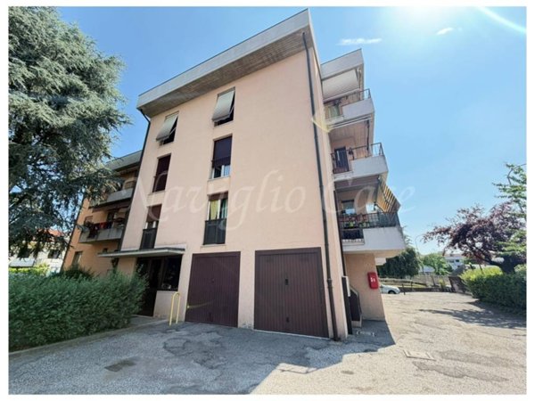 appartamento in vendita a Vimercate