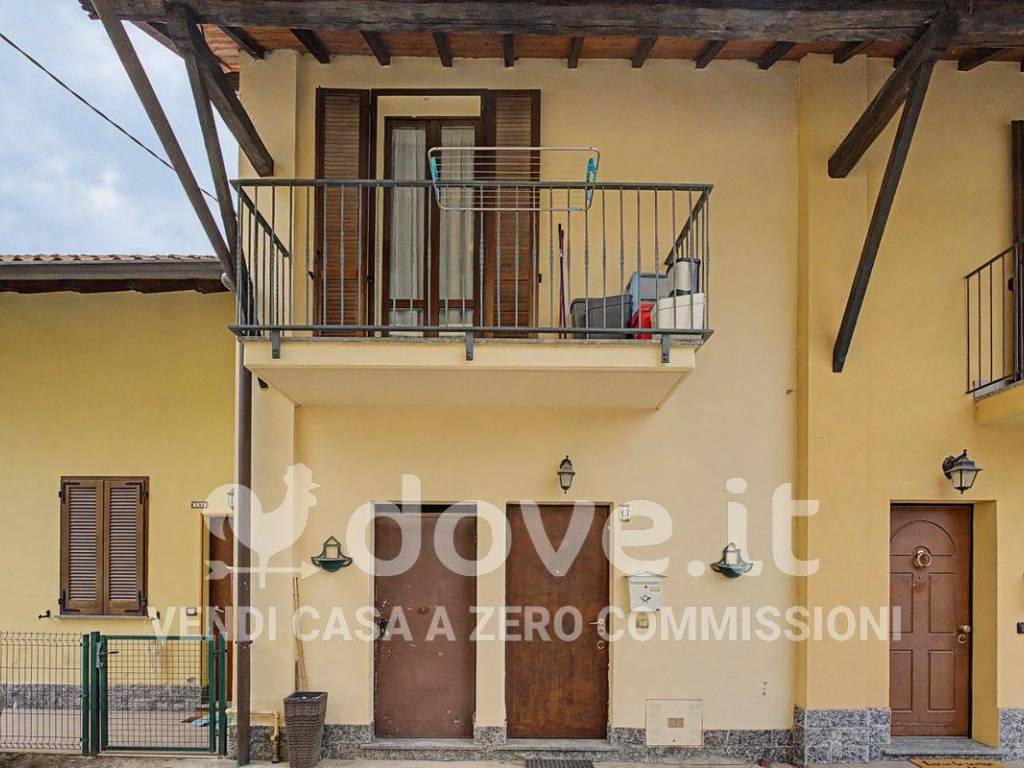 appartamento in vendita a Vimercate in zona Ruginello / Oldaniga