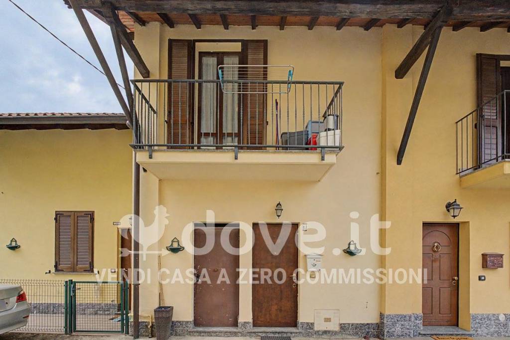 appartamento in vendita a Vimercate in zona Ruginello / Oldaniga