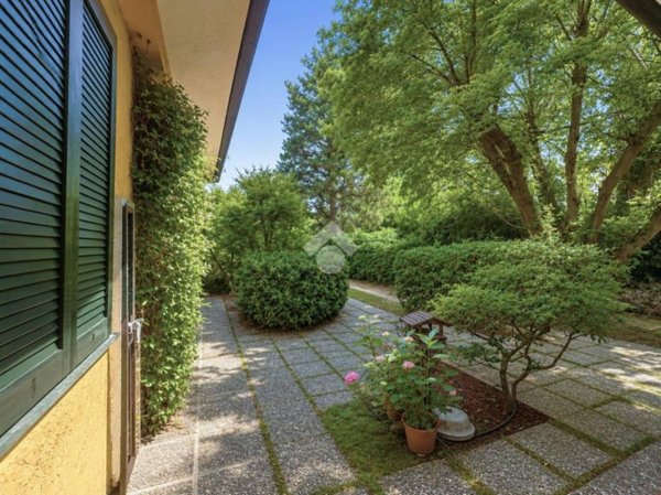 casa indipendente in vendita a Vimercate