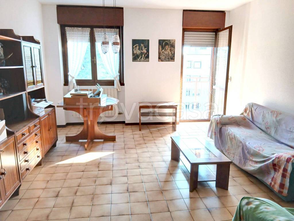 appartamento in vendita a Vimercate