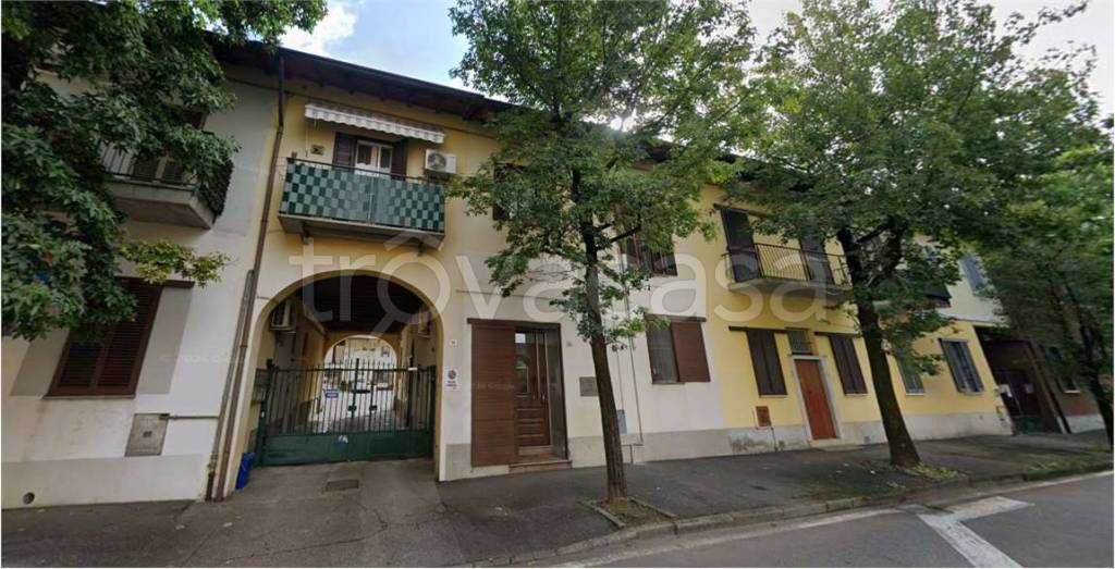 appartamento in vendita a Vimercate