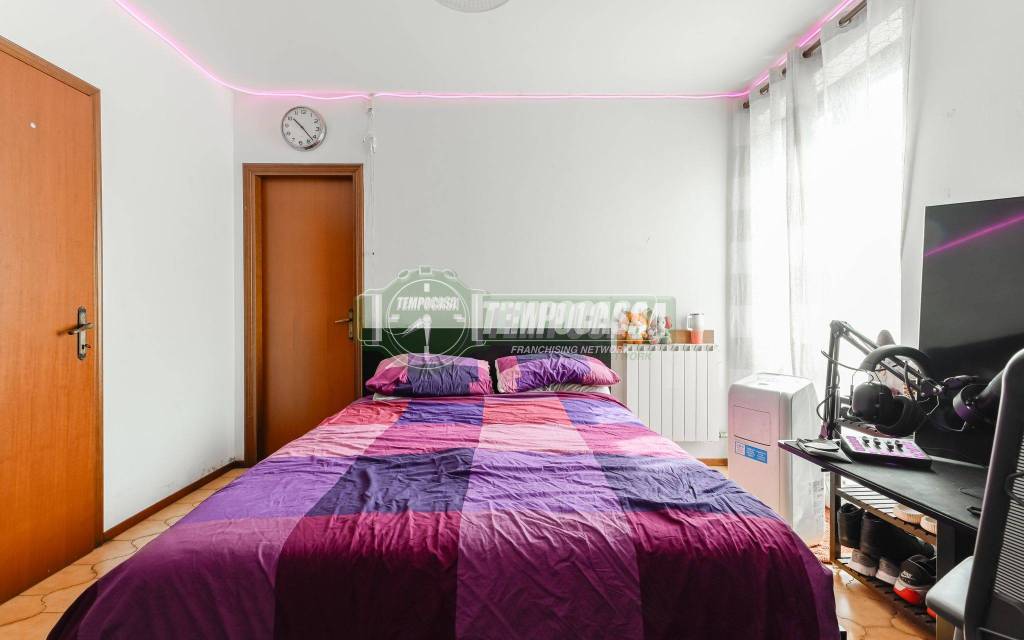appartamento in vendita a Vimercate in zona Ruginello / Oldaniga