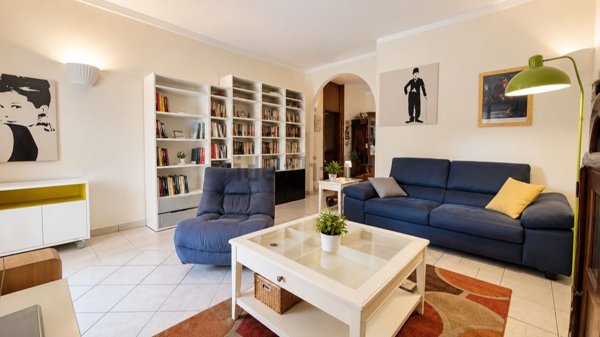 appartamento in vendita a Vimercate in zona Centro Storico