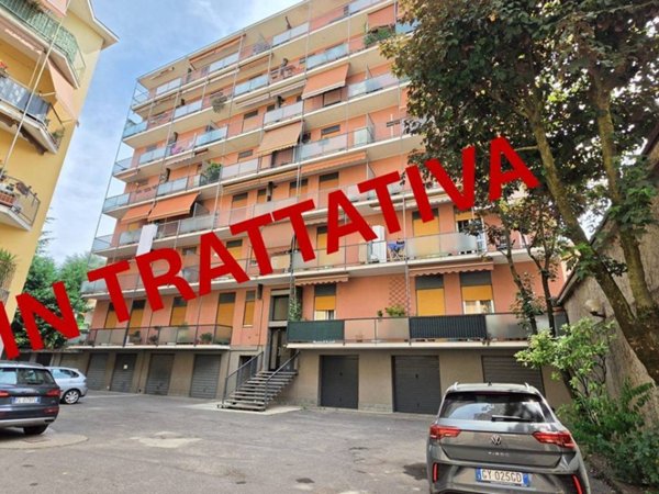 appartamento in vendita a Vimercate in zona Centro Storico