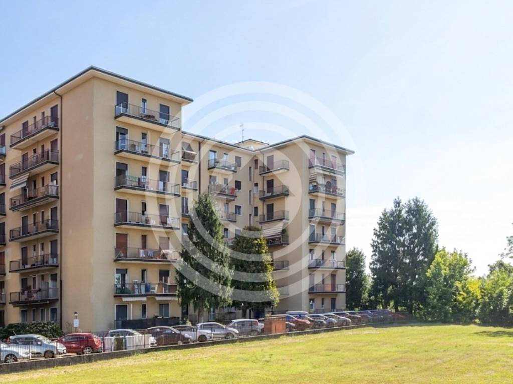 appartamento in vendita a Vimercate in zona Centro Storico