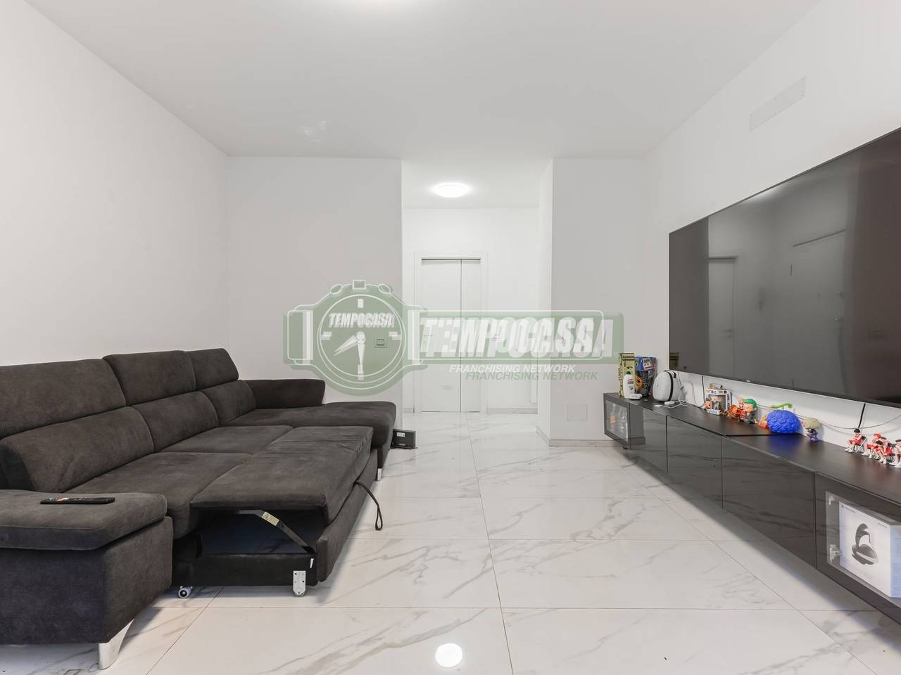 appartamento in vendita a Vimercate in zona Centro Storico