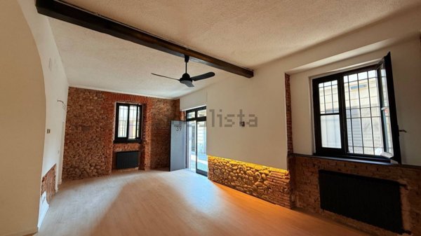 appartamento in vendita a Vimercate in zona Centro Storico