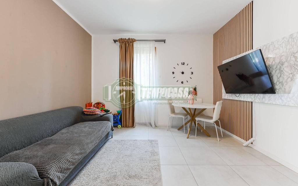 casa indipendente in vendita a Vimercate in zona Centro Storico