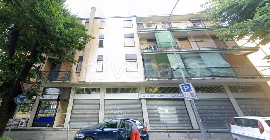 appartamento in vendita a Vimercate in zona Centro Storico