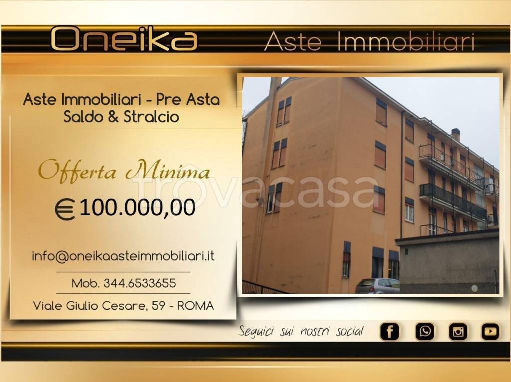 appartamento in vendita a Vimercate in zona Centro Storico
