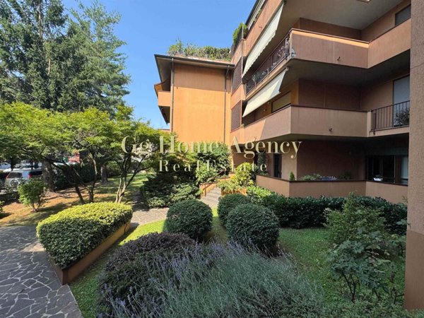 appartamento in vendita a Vimercate in zona Centro Storico
