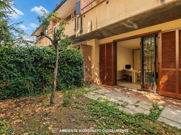 casa indipendente in vendita a Vimercate in zona Centro Storico