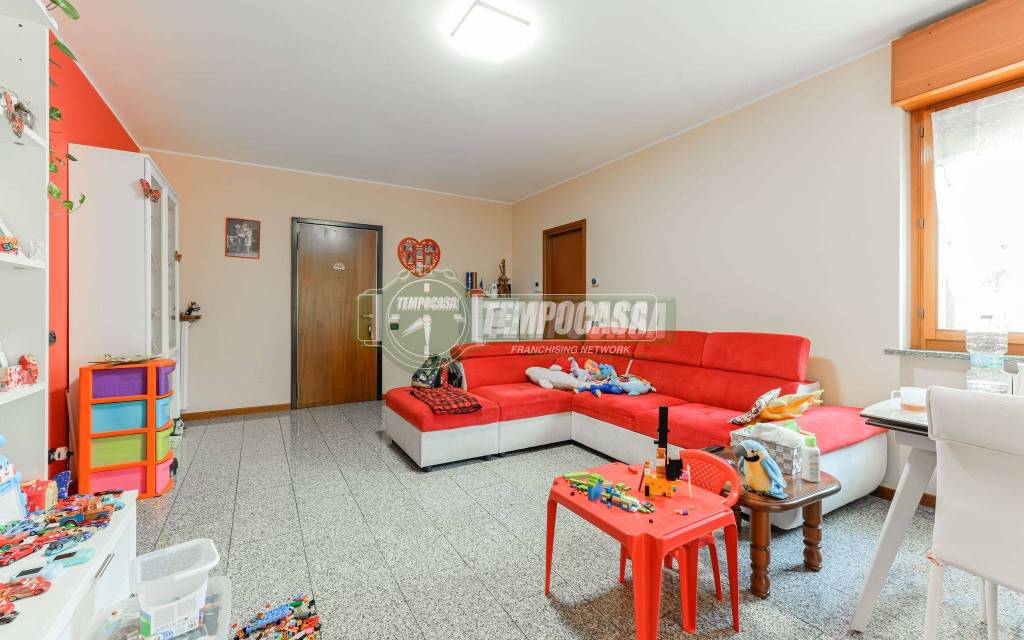 appartamento in vendita a Vimercate in zona Velasca