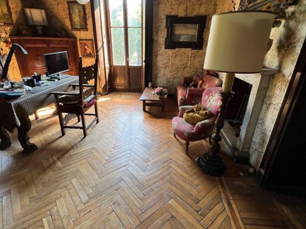 casa indipendente in vendita a Vimercate in zona Centro Storico