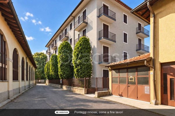 appartamento in vendita a Vimercate in zona Oreno