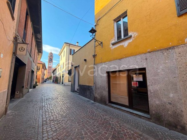 appartamento in vendita a Vimercate in zona Centro Storico