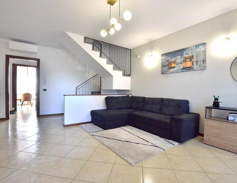 casa indipendente in vendita a Busnago