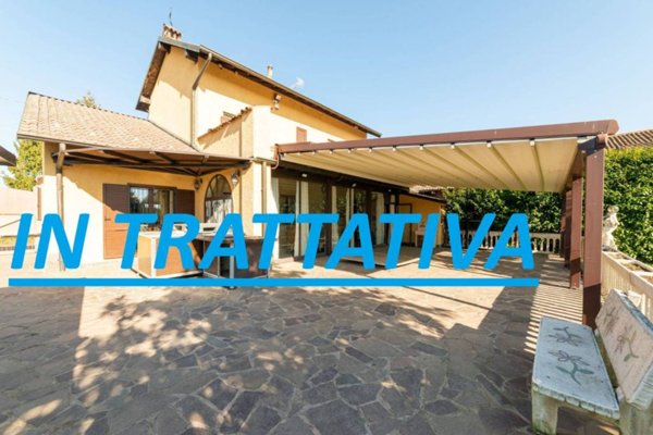 casa indipendente in vendita a Busnago