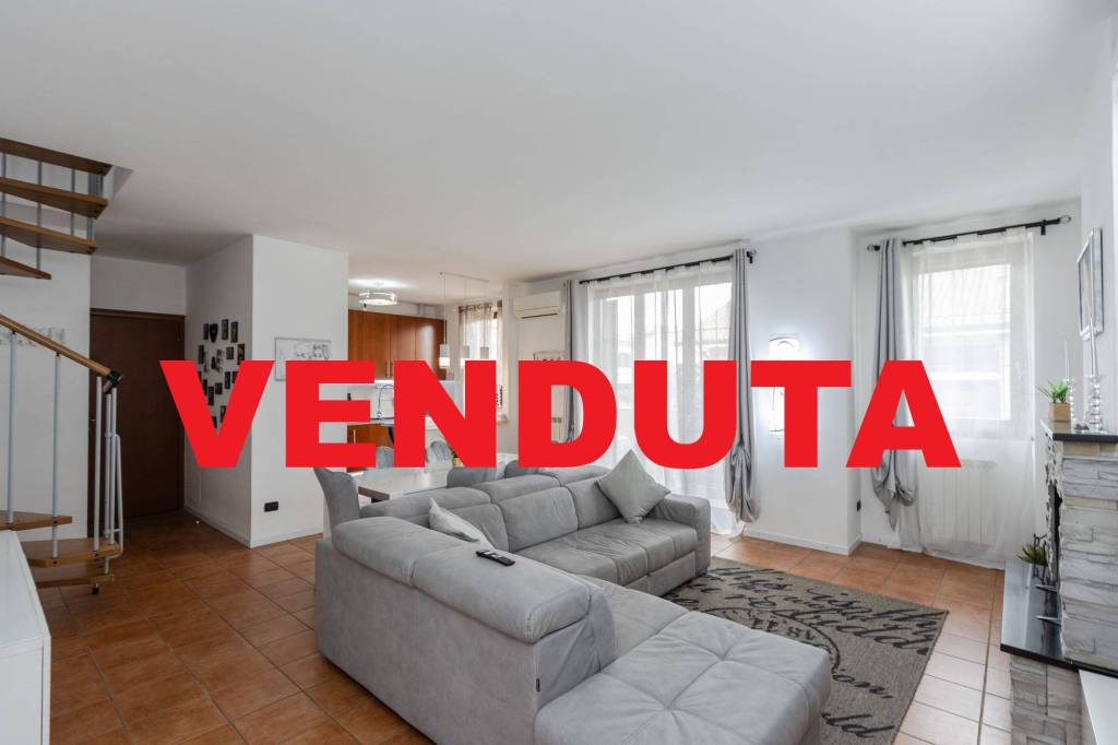 appartamento in vendita a Busnago