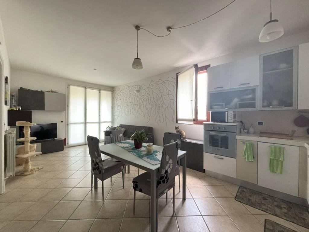 appartamento in vendita a Busnago