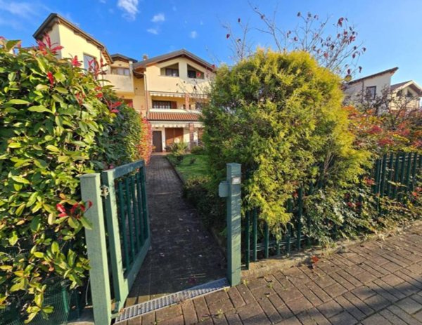 appartamento in vendita a Busnago