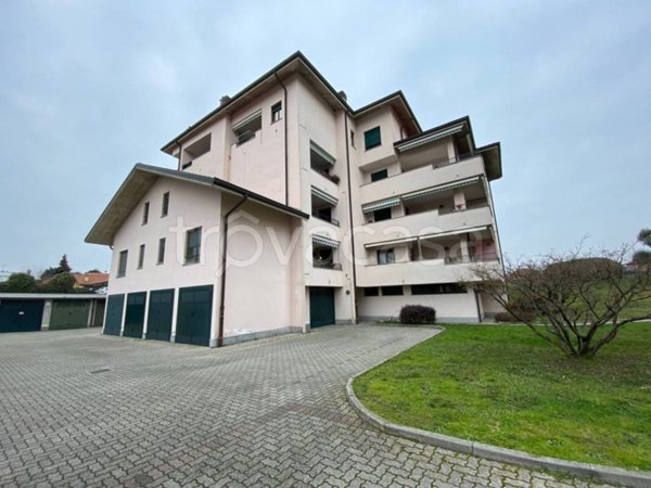 appartamento in vendita a Busnago