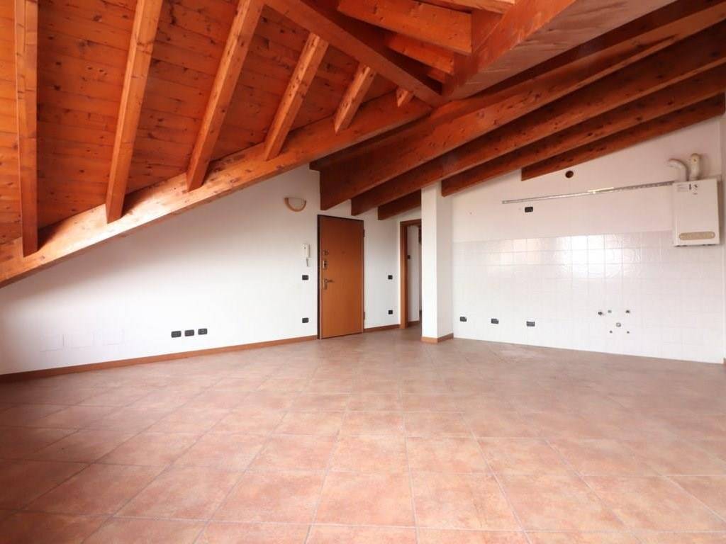 appartamento in vendita a Busnago