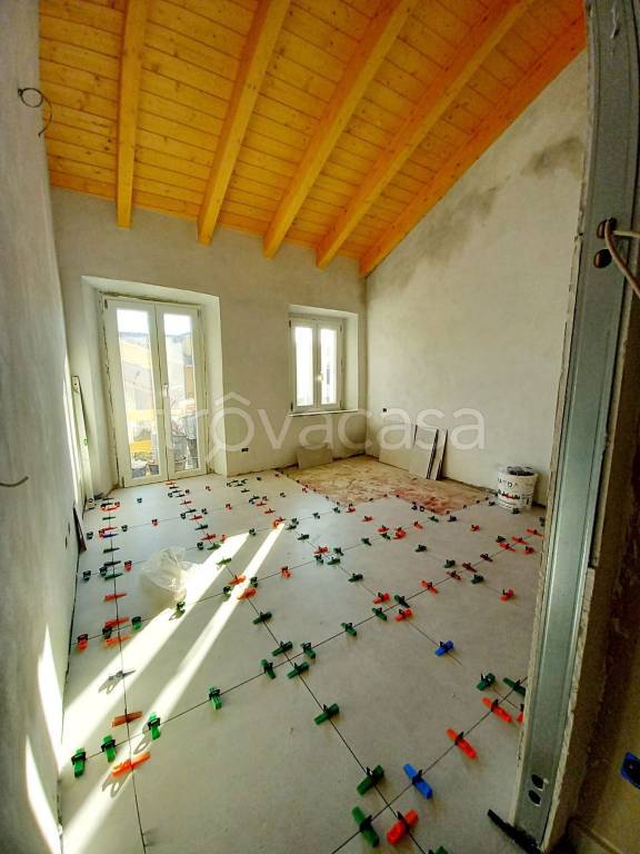 appartamento in vendita a Busnago