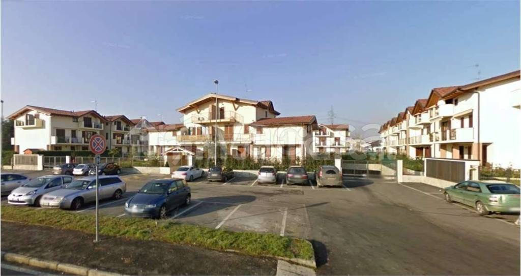 appartamento in vendita a Busnago