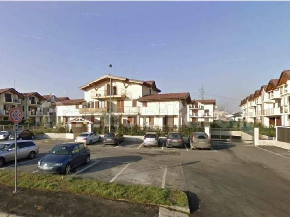 appartamento in vendita a Busnago