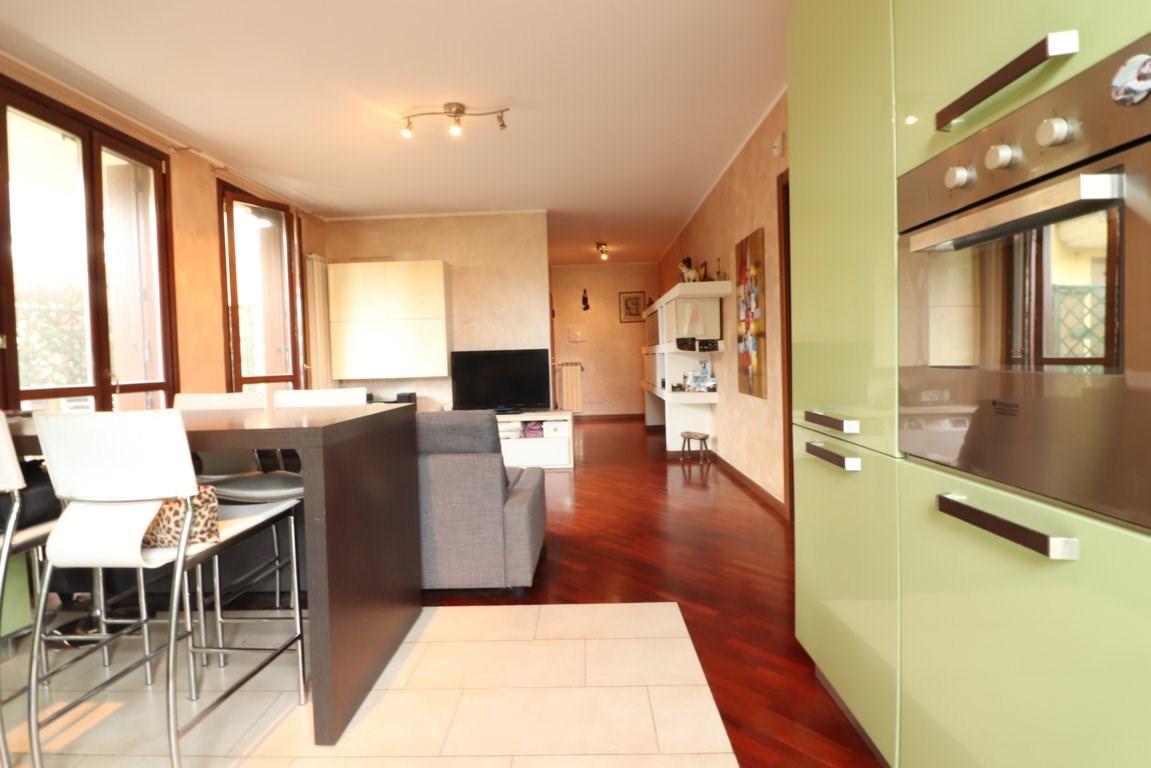 appartamento in vendita a Busnago