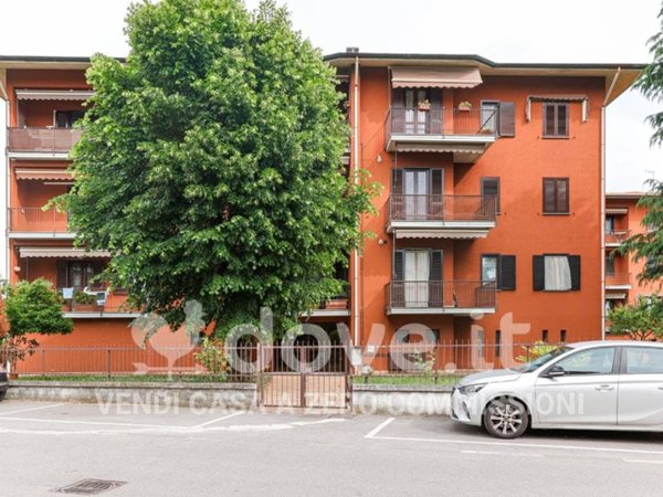 appartamento in vendita a Busnago