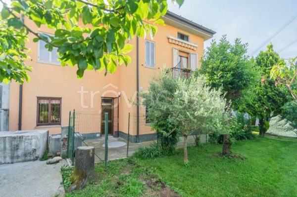 appartamento in vendita a Busnago